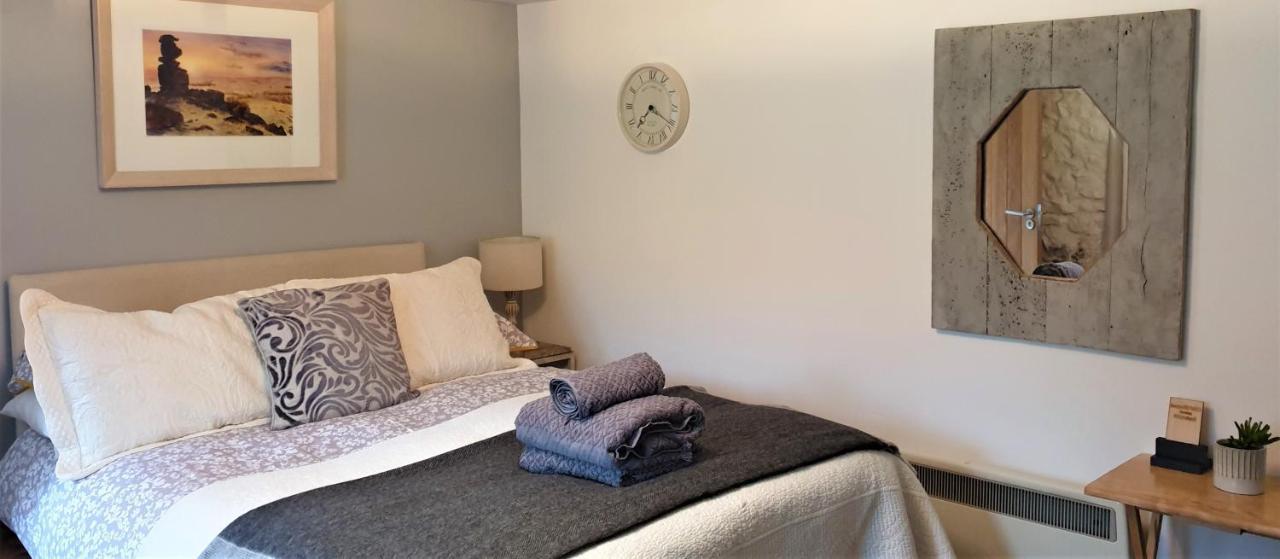 Rose Farm Bed & Breakfast Honiton Bagian luar foto