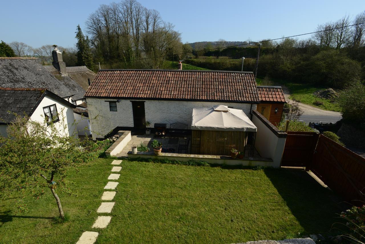Rose Farm Bed & Breakfast Honiton Bagian luar foto